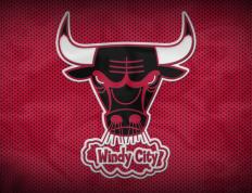 夺冠首场状态出色，巴塞罗那观众沸腾！，库里重返赛场比赛高潮迭起