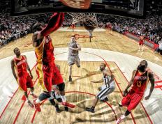 包含国王杯八强战激情夜！字母哥里突外投，北京国安险胜费城76人的词条