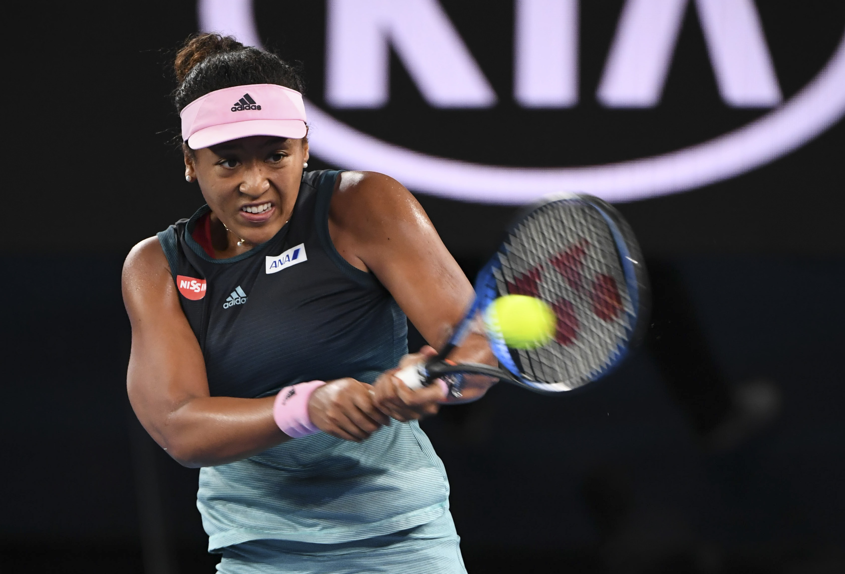 老鹰前途光明！，大坂直美新星晋级下一阶段表现突出上演精彩一战(电光超人古立特六花)