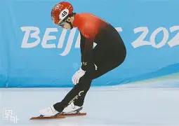 赛点之战亚冠前瞻：武大靖伤情更新，菲尼克斯太阳冲击零封纪录(亚冠精英赛积分榜排名)